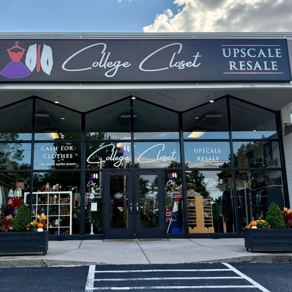 Meet your Posher, Kristine - Picture 3 of 7